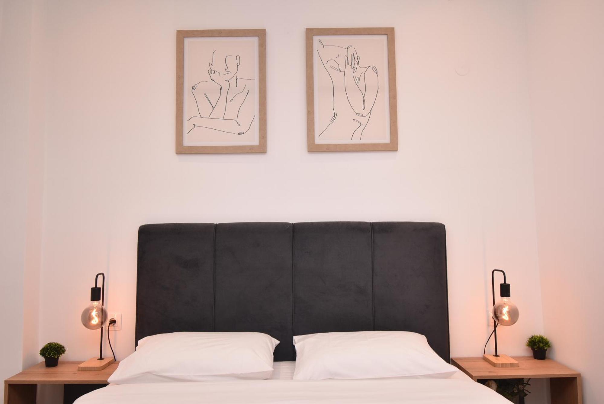 Hlil's Apartment *